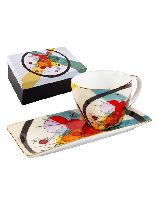 Filiżanka ze spodkiem - W....